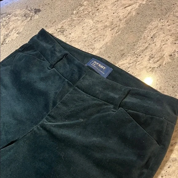 Old Navy Green Velvet Pants Size 6P - Picture 7 of 7